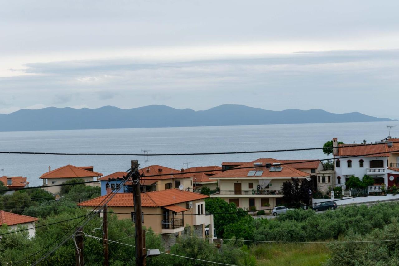 Vista Del Mare 1 Apartment Nea Roda Exterior photo
